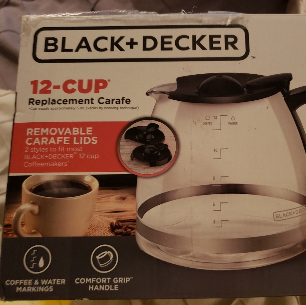 Black + Decker carafe